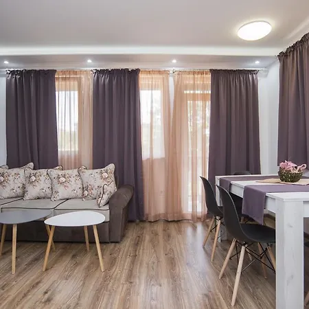 Nikol Apartmán